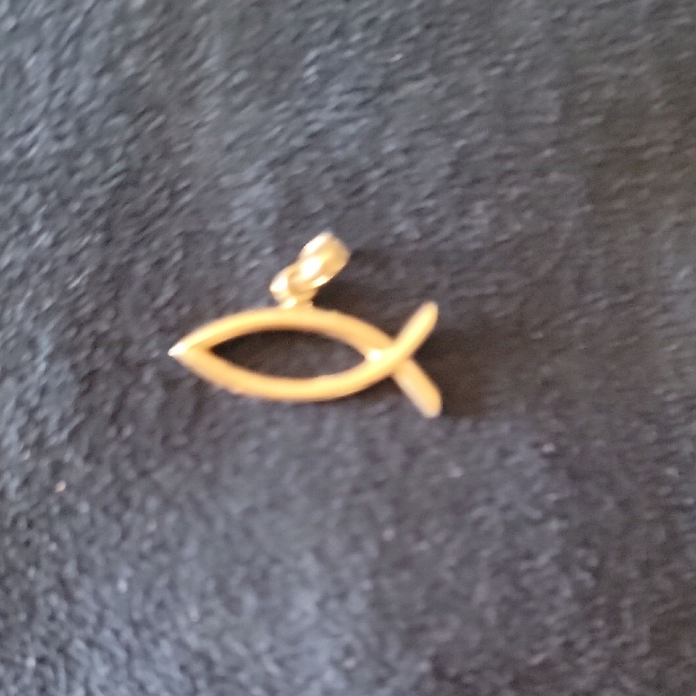 Gold Fish Pendant